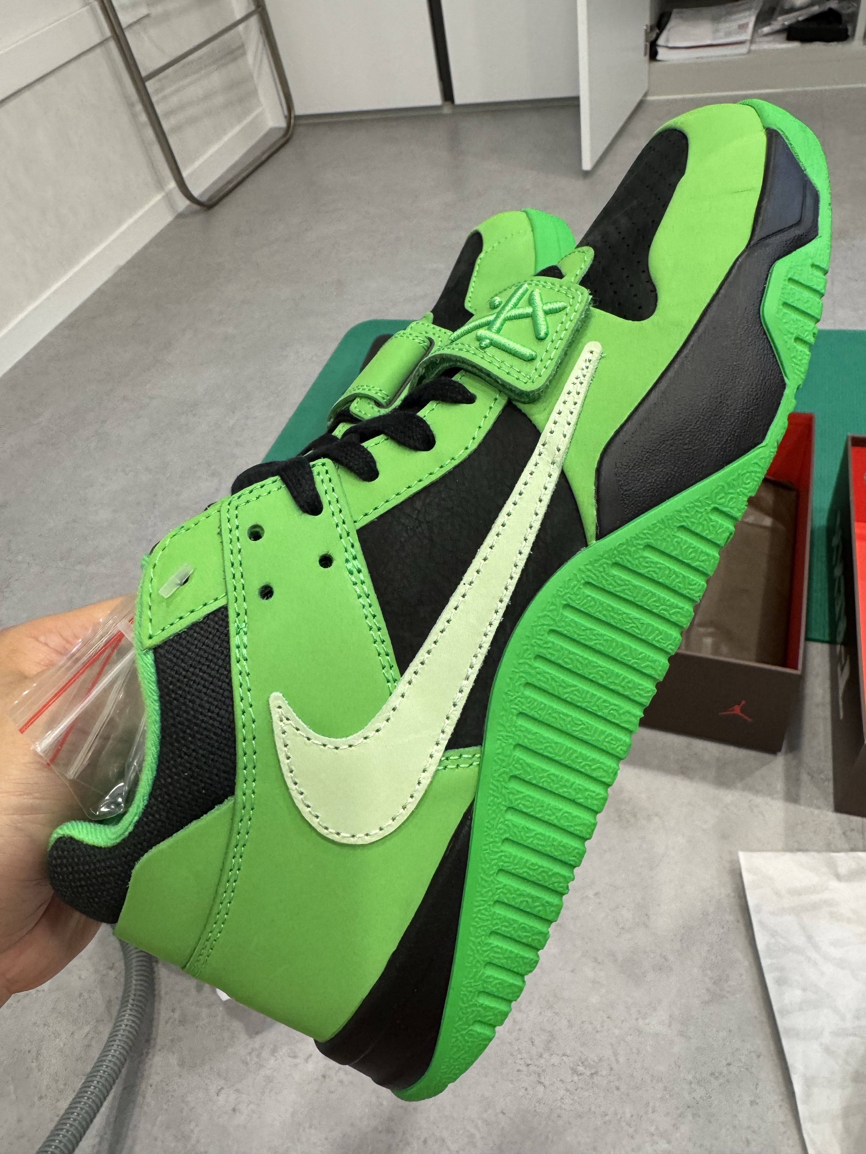 Jordan x Travis Scott Jumpman Jack TR Green Spark Vapor Green 착용 스타일