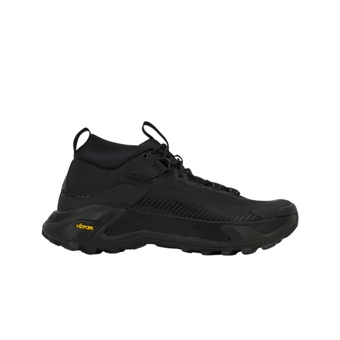 IO7854-002 Nike ACG Zegama Hike Black Anthracite