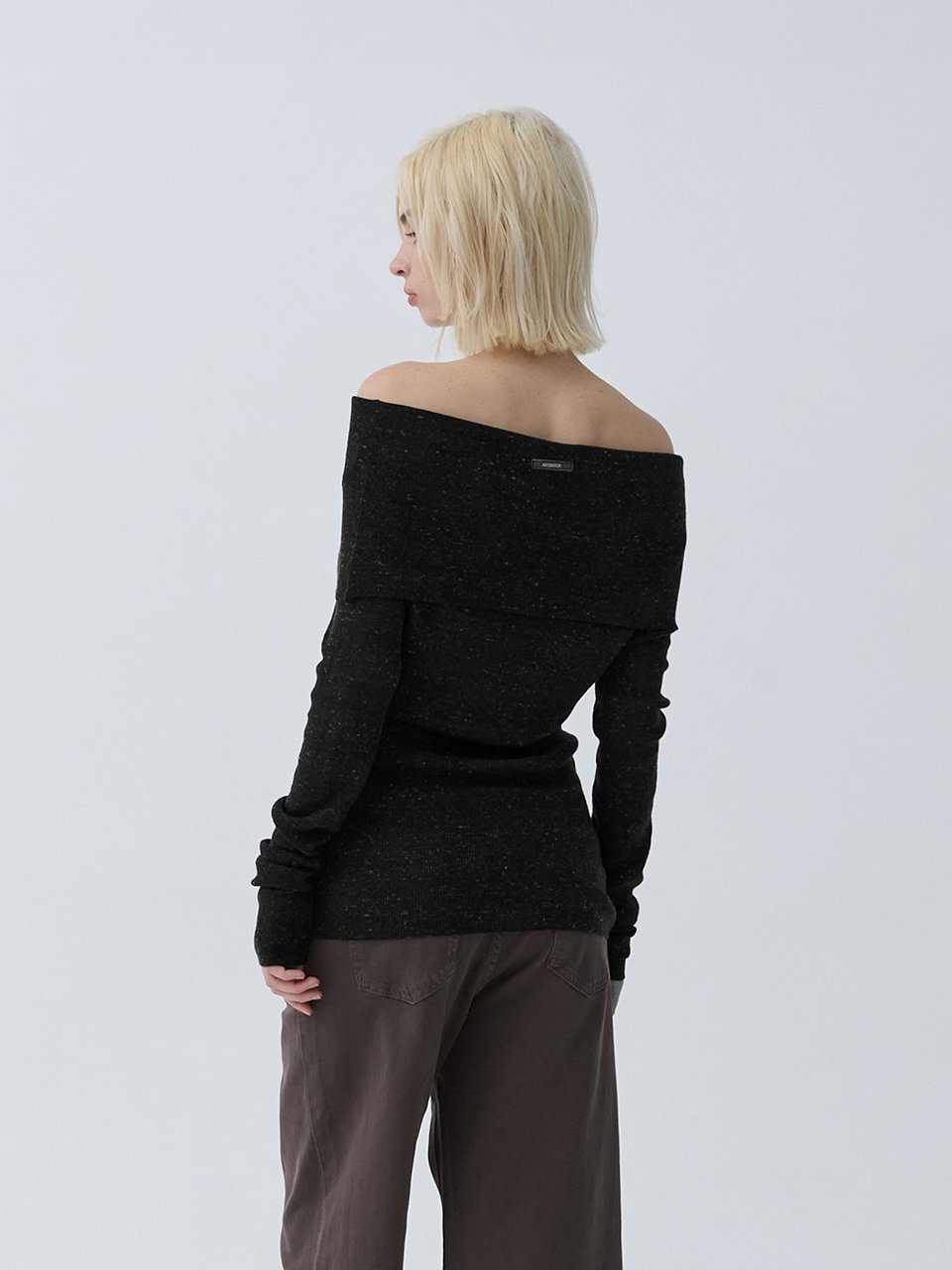 아크무어 케이프 오프넥 니트 톱 블랙(ARCMOOR Cape Off-Neck Knit Top Black) - 3