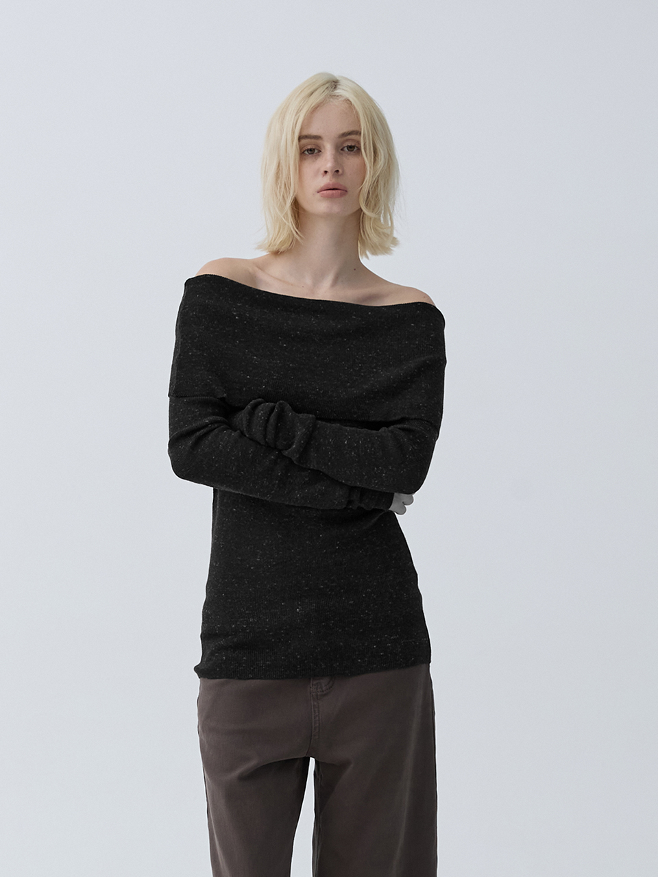 아크무어 케이프 오프넥 니트 톱 블랙(ARCMOOR Cape Off-Neck Knit Top Black) - 2