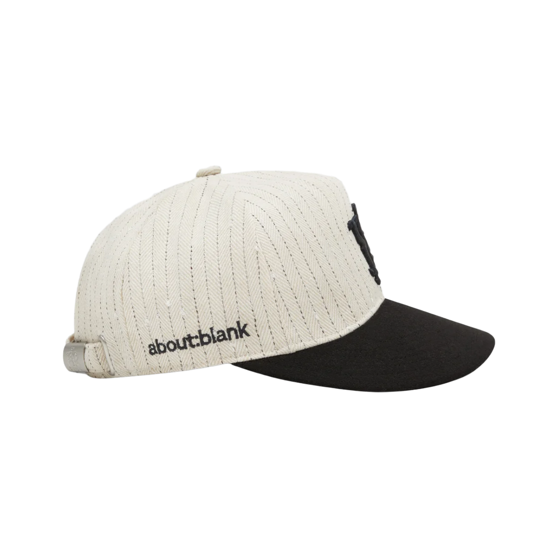 [KREAM 단독] 어바웃 블랭크 모노그램 핀스트라이프 캡 베이지 블랙 - 26FW([KREAM 단독] About:Blank Monogram Pinstripe Cap Beige Black - 26FW) - 2