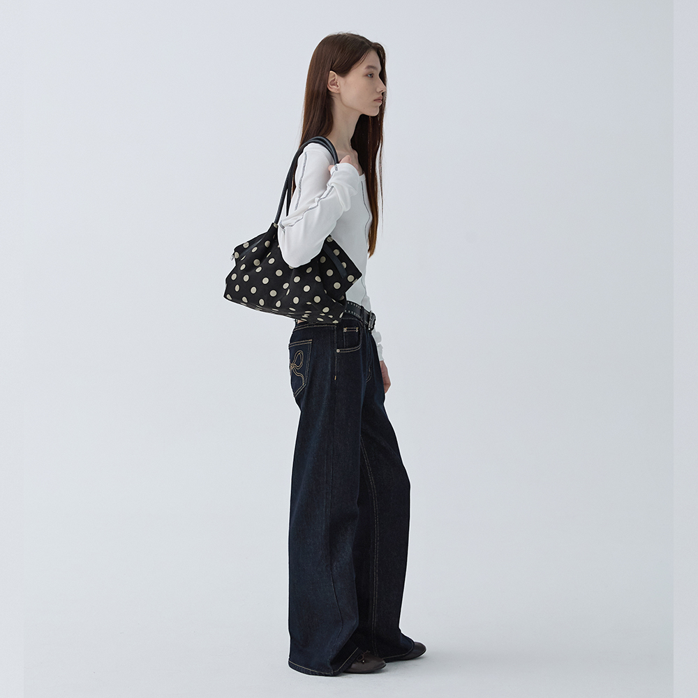 아크무어 도트 볼륨 토트백 블랙(ARCMOOR Dot Volume Tote Bag Black) - 5