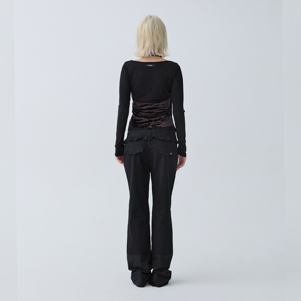 아크무어 러플 헴 부츠컷 블랙진 블랙(ARCMOOR Ruffle Hem Bootcut Black Jeans Black) - 4