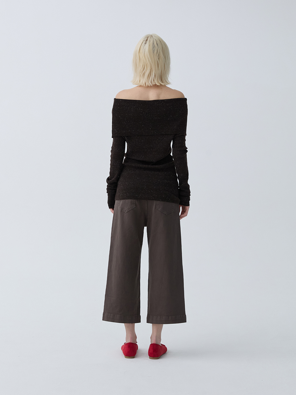 아크무어 케이프 오프넥 니트 톱 브라운(ARCMOOR Cape Off-Neck Knit Top Brown) - 4