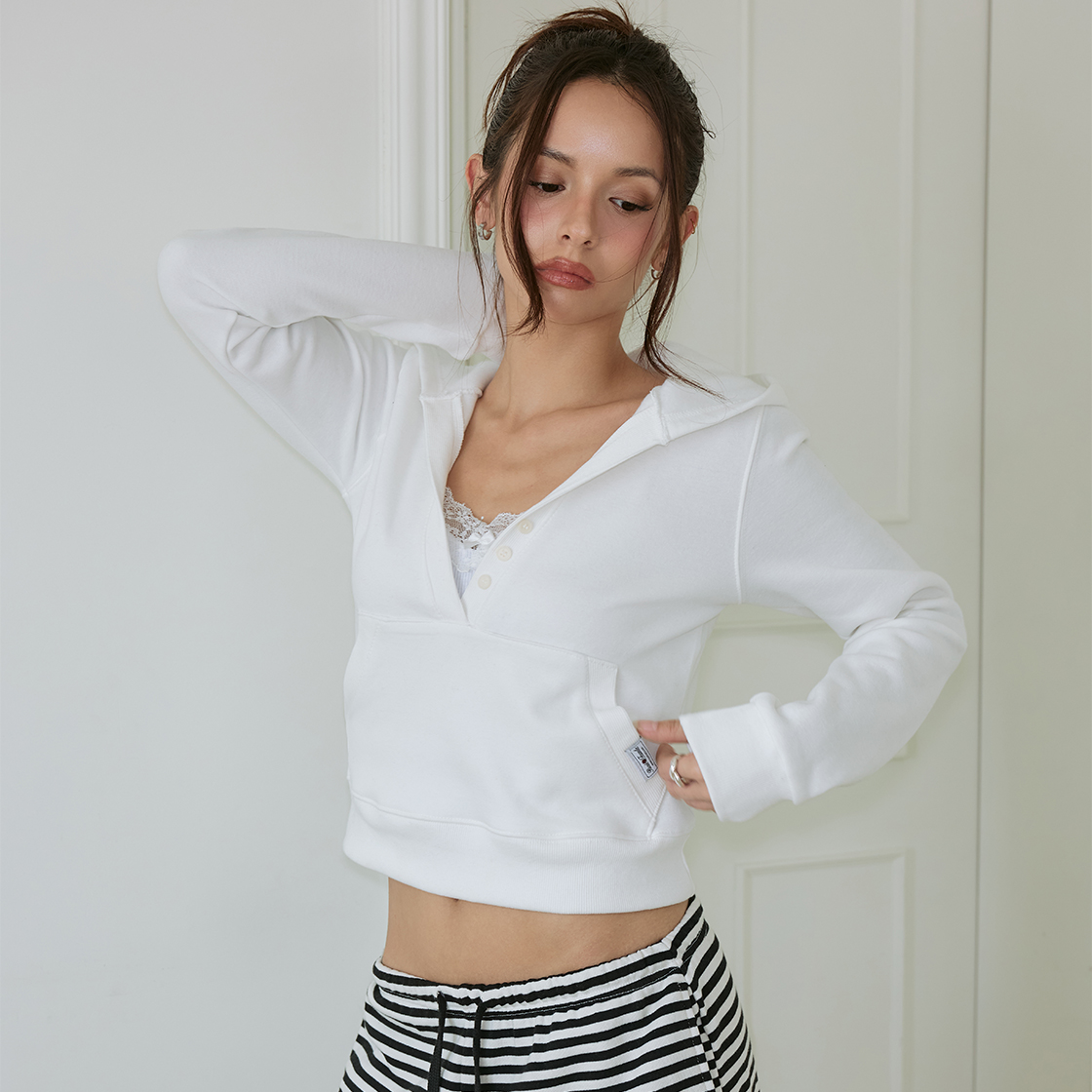 로제프란츠 딥 브이넥 버튼 후디 [아이보리](Rosefrantz Deep V-Neck Button Hoodie [Ivory]) - 4