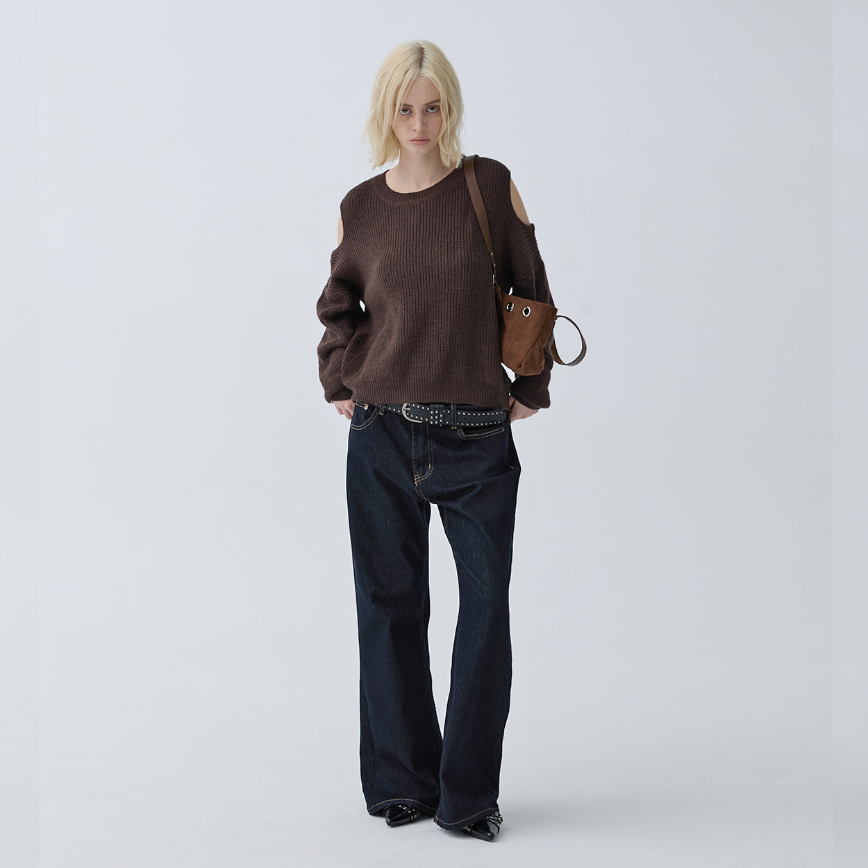 아크무어 아일렛 버클 숄더백 브라운(ARCMOOR Eyelet Buckle Shoulder Bag Brown) - 4