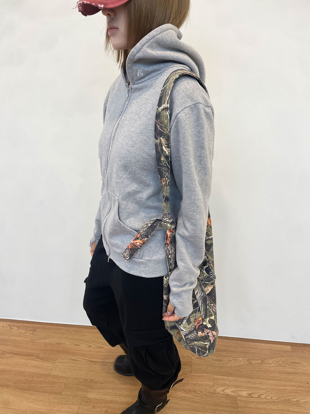 키아세 슬림 집업 후드 그레이(Kiiace Slim Zip-Up Hoodie) - 3
