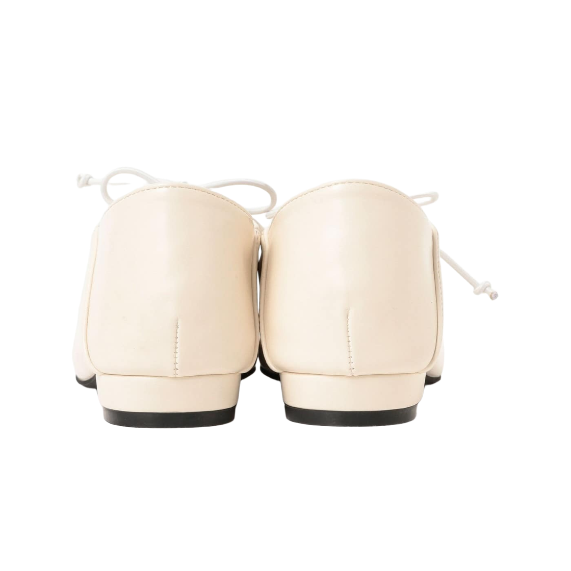 (W) 빔즈 하트 레이스업 스퀘어 토 슈즈 오프 화이트((W) Beams Heart Lace-Up Square-Toe Shoes Off White) - 2