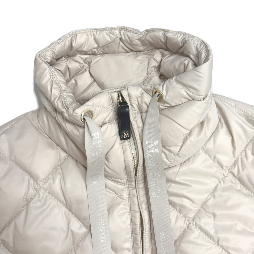 [15% 쿠폰] 막스마라 소프트B 벨티드 퀄팅 패딩 자켓 화이트샌드([15% 쿠폰] Max Mara Softb Belted Quilted Padded Jacket Whitesand) - 4