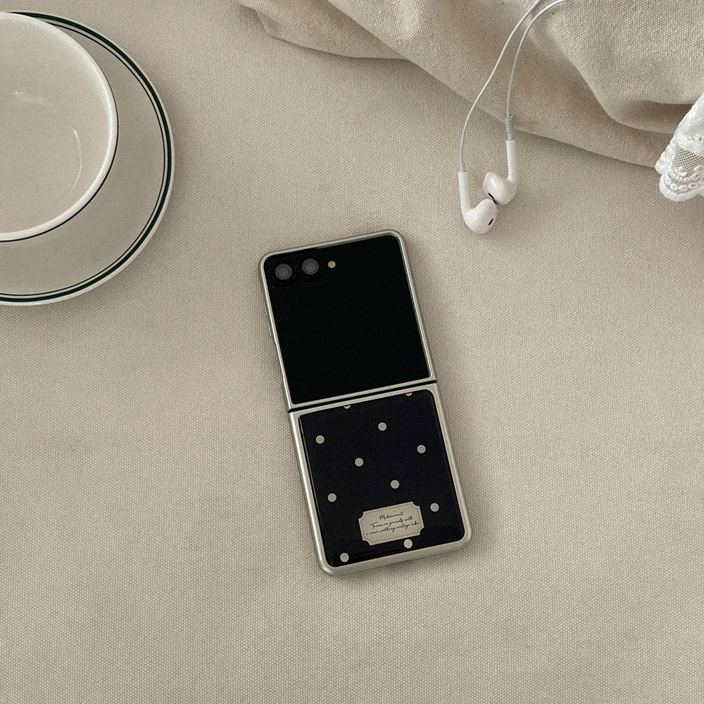 메이드모먼 모어 라운드 디자인 폴더블 실버 맥세이프 범퍼케이스(Mademoment more round Design Foldable Silver MagSafe Bumper Case) - 3