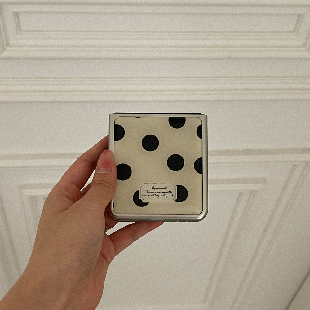 메이드모먼 빅 도트 글로우 디자인 폴더블 실버 맥세이프 범퍼케이스(Mademoment  big dot glow Design Foldable Silver MagSafe Bumper Case) - 3