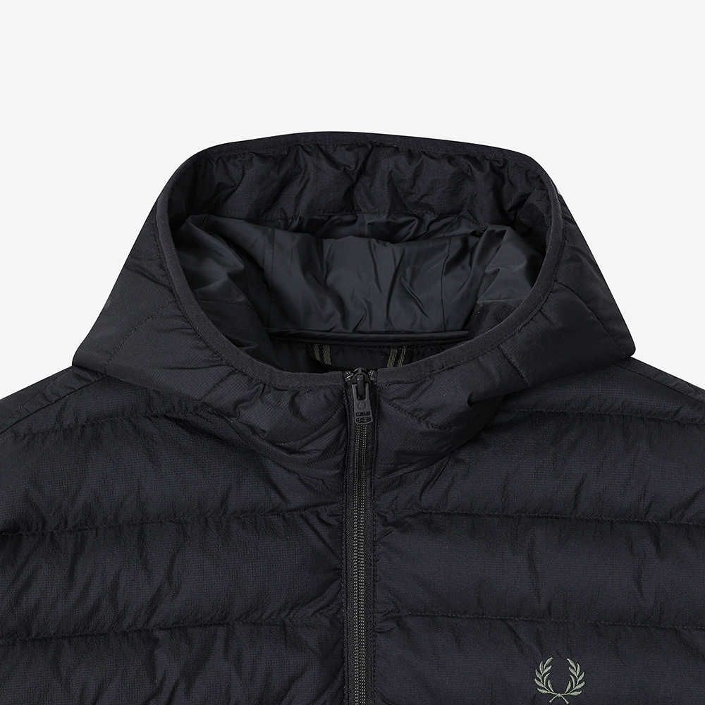 프레드페리 후드 인슐레이트 재킷 블랙(Fred Perry Hooded Insulated Jacket Black) - 4
