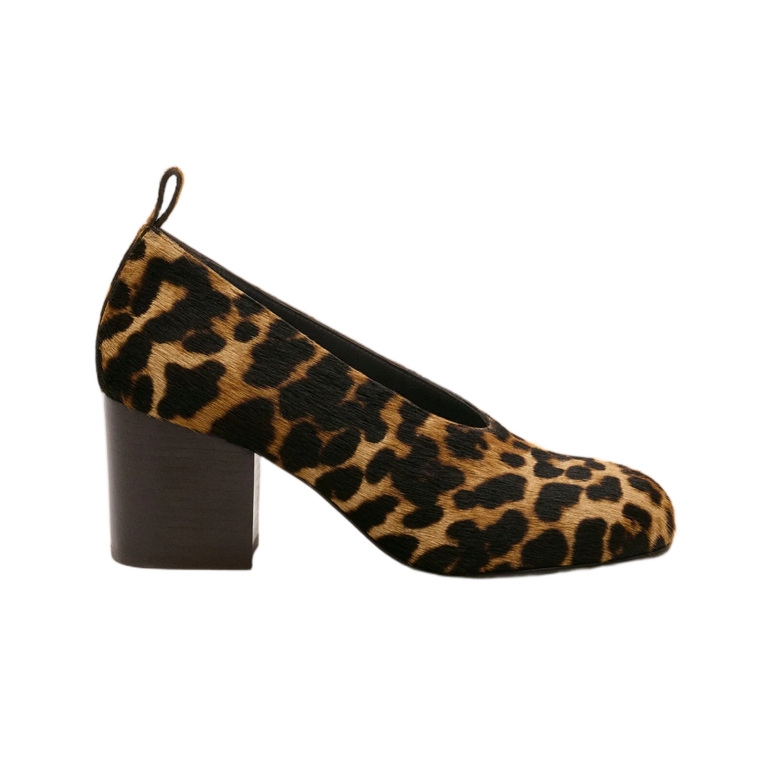 (W) 아미 레오파드 프린티드 카우하이드 레더 펌프스 샌드 초콜릿 브라운((W) AMI Leopard Printed Cowhide Leather Pumps Sand Chocolate Brown) - 1