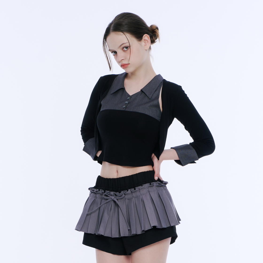 아크메서드 레이어드 슬리브리스 탑 앤 볼레로 세트 - 블랙 앤 그레이(ARCMETHOD Layered Sleeveless Top & Bolero Set - Black & Grey) - 4
