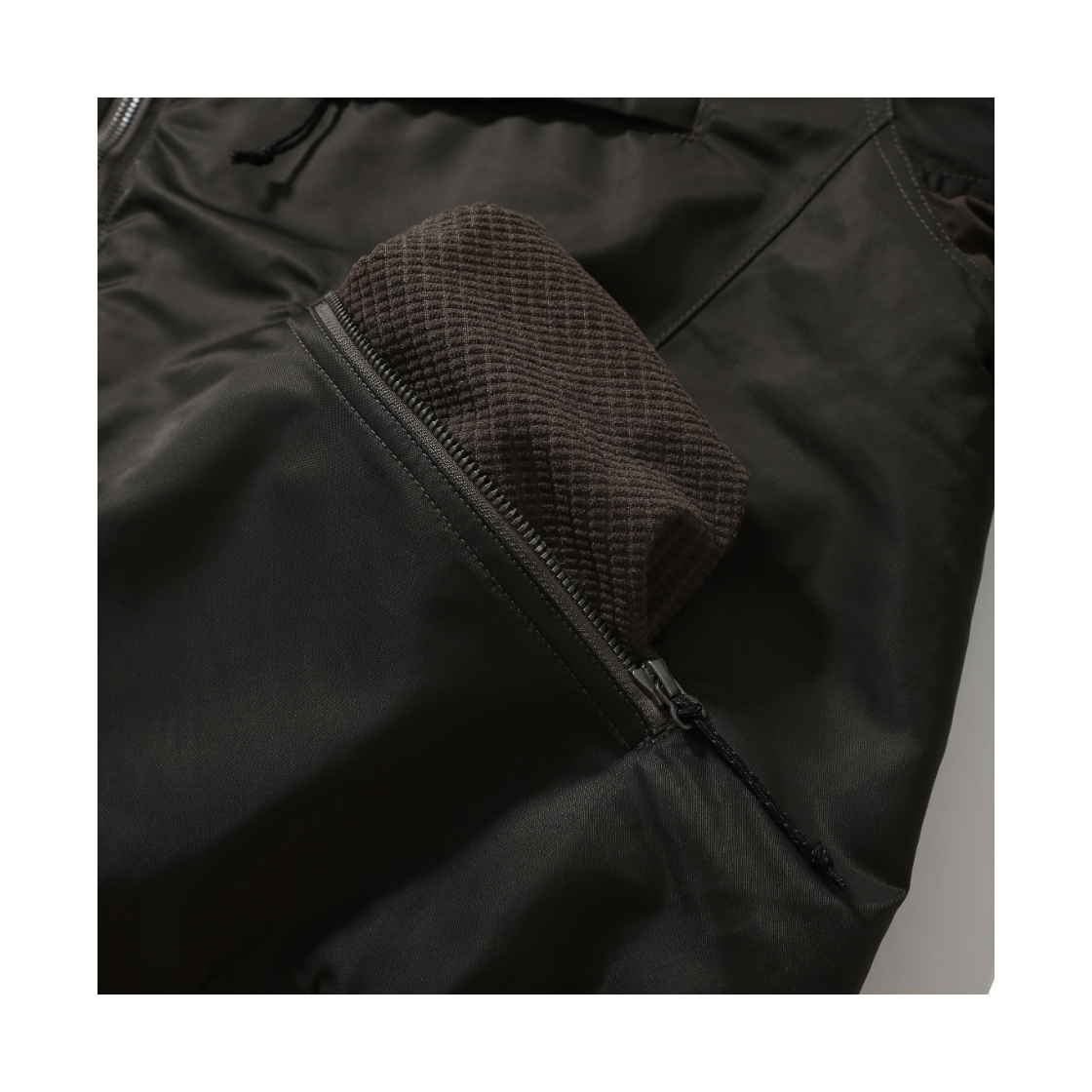 휴머러스 어카운트 디렉터 점퍼 다크 올리브 브라운(humorous account Director Jumper Dark Olive Brown) - 4