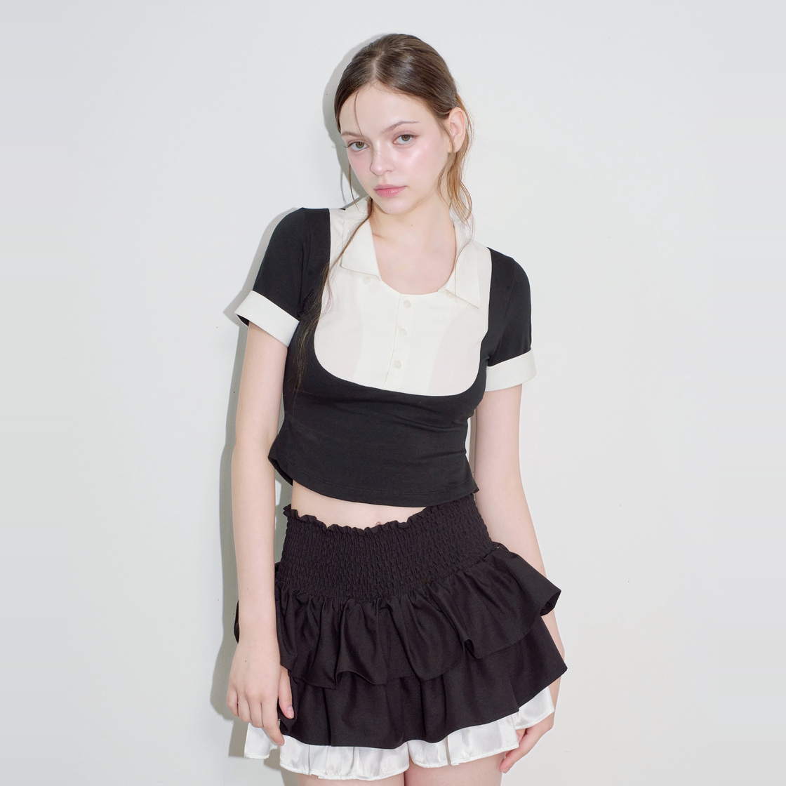 아크메서드 레이어드 리본 스카프 타이 숏슬리브 탑 - 블랙(ARCMETHOD Layered Ribbon Scarf-Tie Short Sleeve Top - Black) - 3