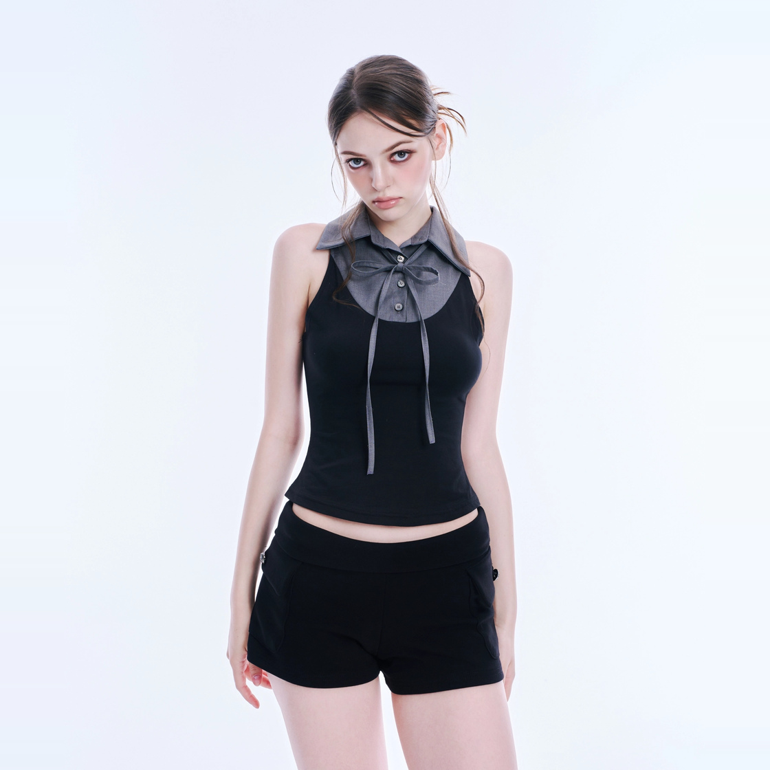 아크메서드 레이어드 리본 카라 슬리브리스 티 - 그레이(ARCMETHOD Layered Ribbon Collar Sleeveless Tee - Grey) - 4