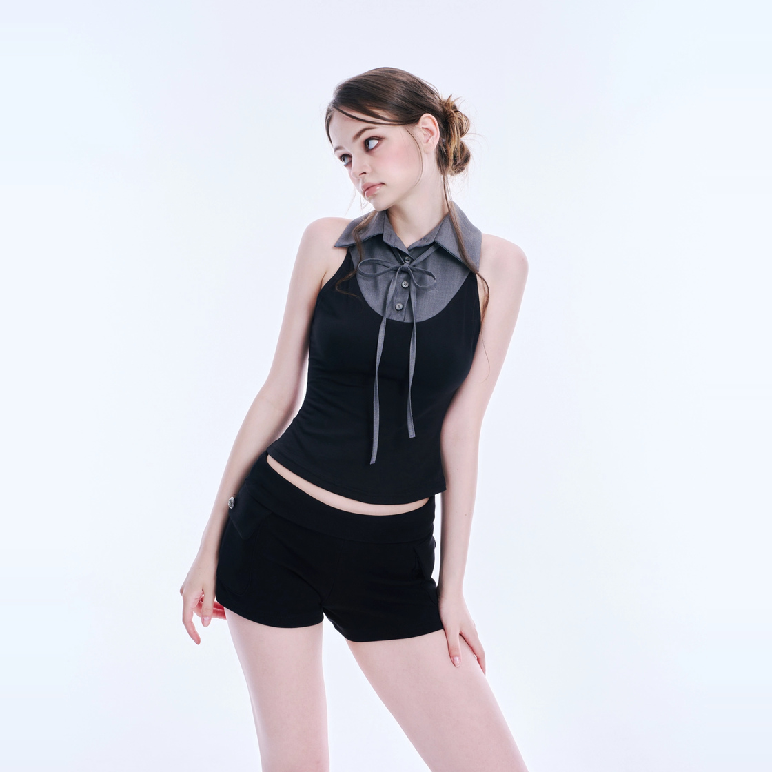 아크메서드 레이어드 리본 카라 슬리브리스 티 - 그레이(ARCMETHOD Layered Ribbon Collar Sleeveless Tee - Grey) - 3